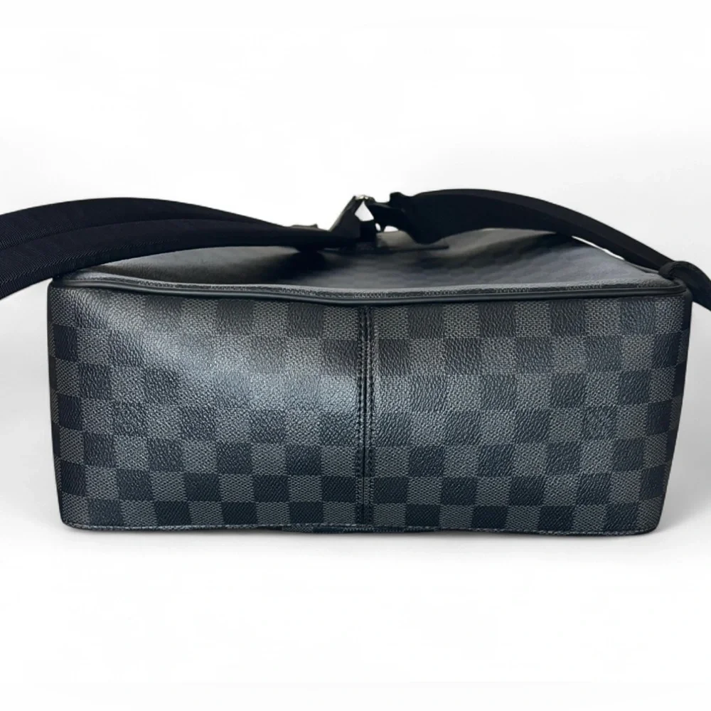 Louis Vuitton Josh Backpack Damier Graphite Full Set Authenticated Excellent